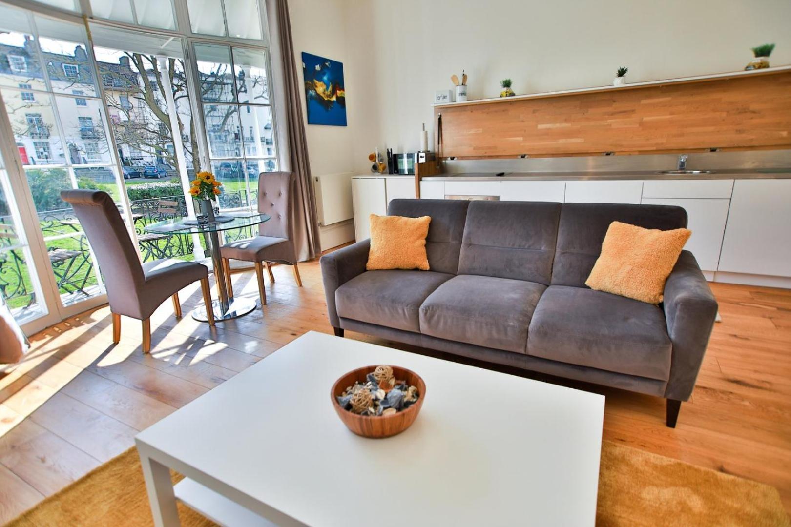 40B Wellington Suites Χέιστινγκς Εξωτερικό φωτογραφία
