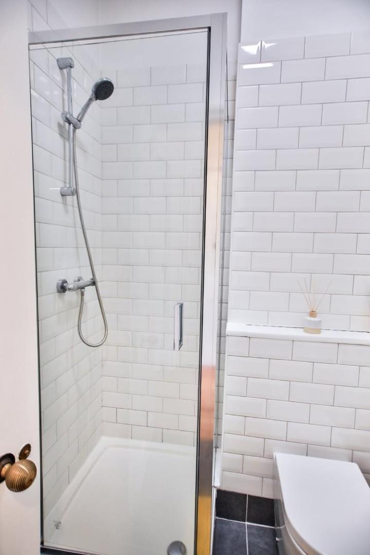 40B Wellington Suites Χέιστινγκς Εξωτερικό φωτογραφία